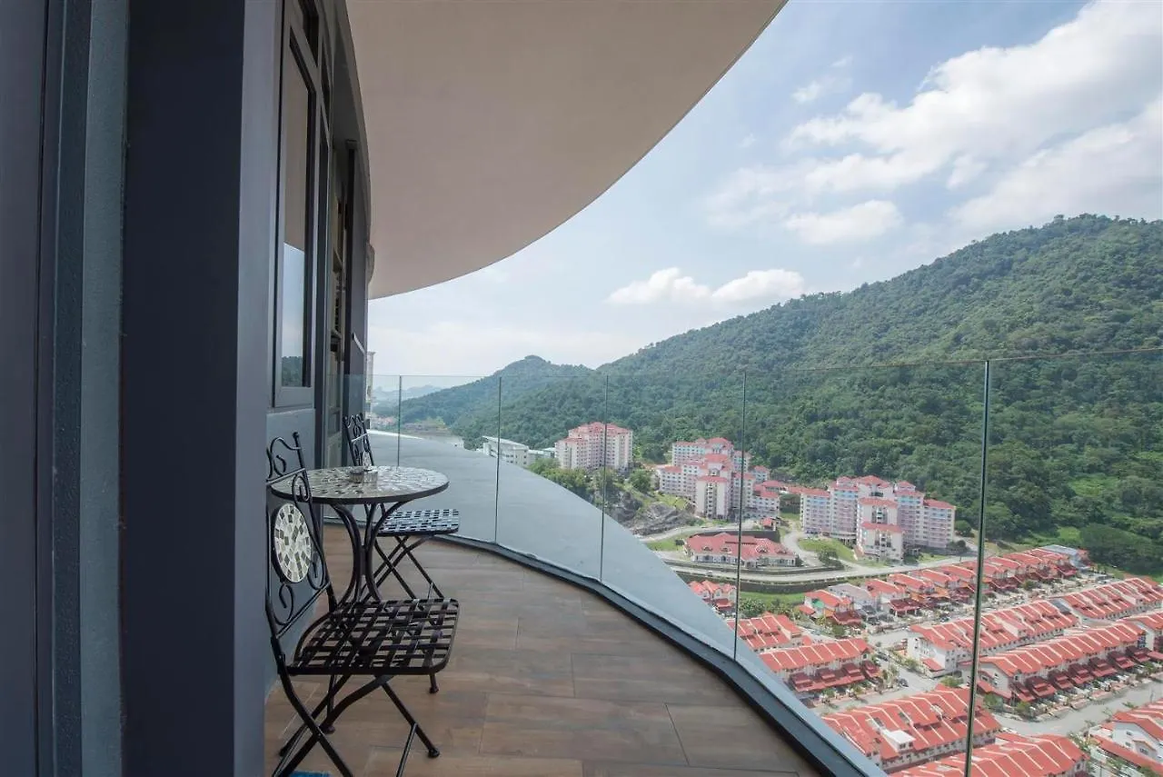 Arte S @ 3 Bedrooms Holiday Apartment @ 3房式度假公寓 Gelugor